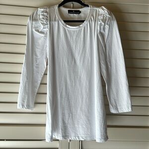 Pomander Place puff sleeve tshirt size medium